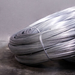 ลวดขาว(ลวดชุบสังกะสี ) ชุบกันสนิมอย่างดี ไม่เป็นสนิม มีหลายความหนา [ขด1kg]