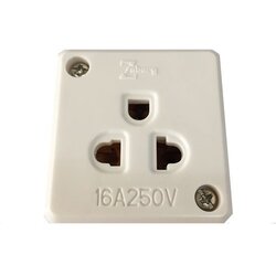 ปลั๊กกราวด์คู่ ลอย Zeberg