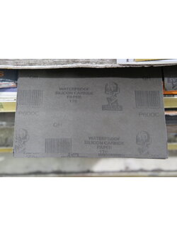 กระดาษทราย/No.600/คนแบกโลก