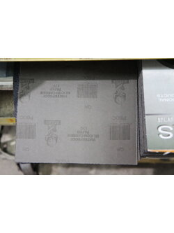 กระดาษทราย/No.80/คนแบกโลก