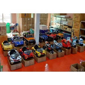 รถแบตเตอร์รี่เด็กนั่ง รถบังคับเด็กนั่ง