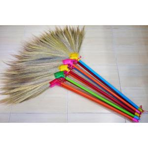 ไม้กวาด ที่โกยและไม้ขนไก่