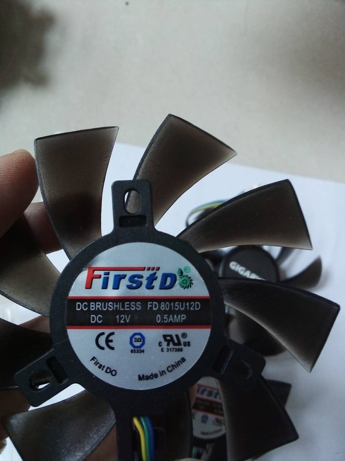 DC BRUSHLESS FD 8015U12D DC 12V 0.5MP