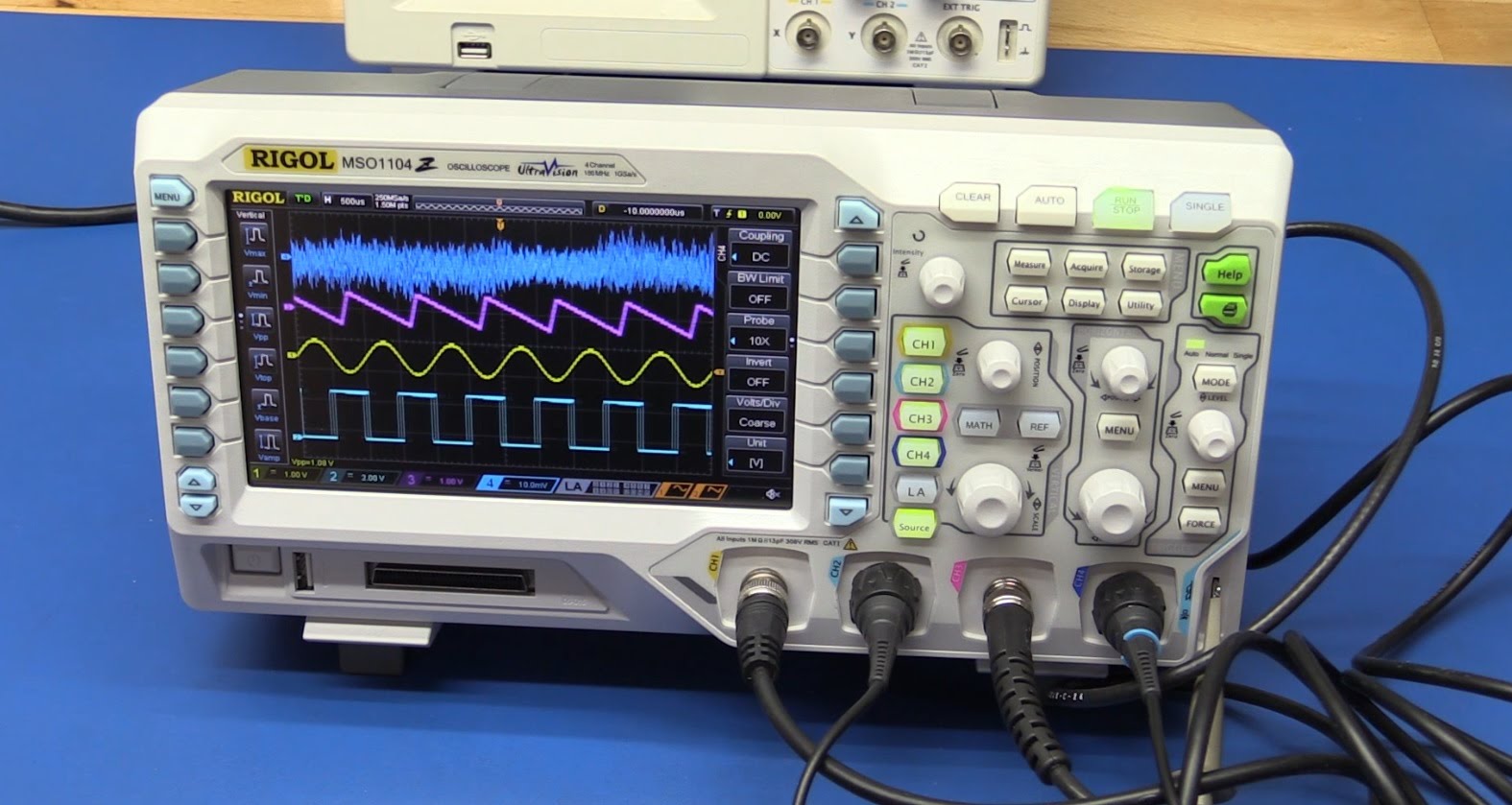 Oscilloscope RIGOL MSO1104Z 100MHz, 2 + 16 + 2 MSO 4 Chanel