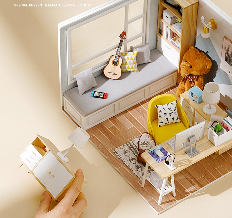 โมเดลห้องทำงานและห้องอ่านหนังสือจำลอง ชุด working with A Bear สำหรับนักสะสม บ้านจำลองและโมเดลจำลอง โดยเฉพาะ