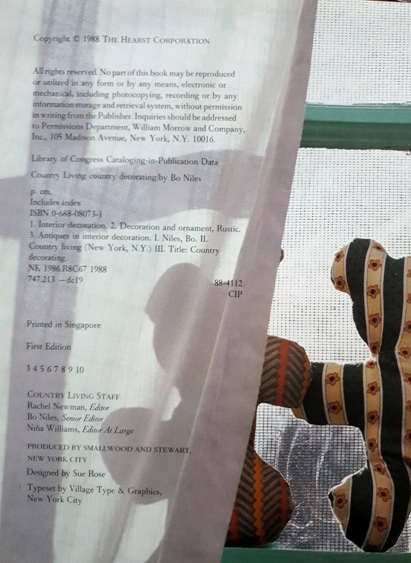 Country Living Country Decorating - (Hardcover) Niles, Bo