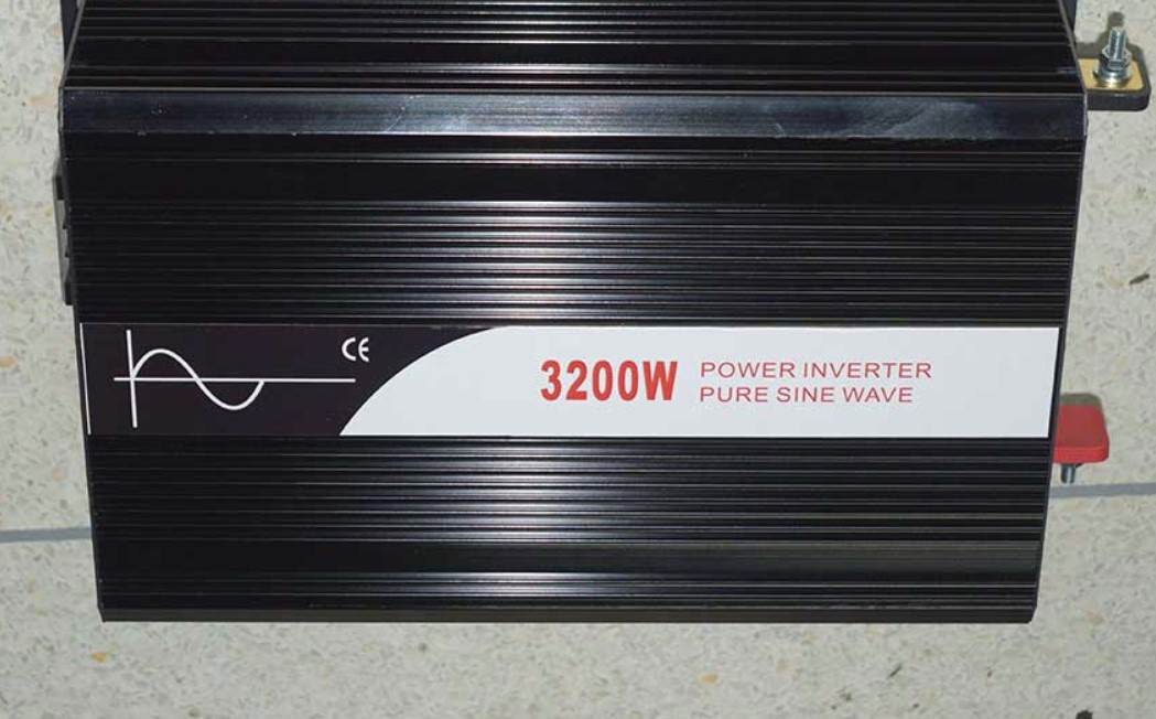 6.อินเวอร์เตอร์ 12v-24v 3200w SWIPOWER (SP-3200L) pure sine wave