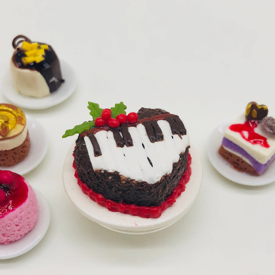 Miniature Cake