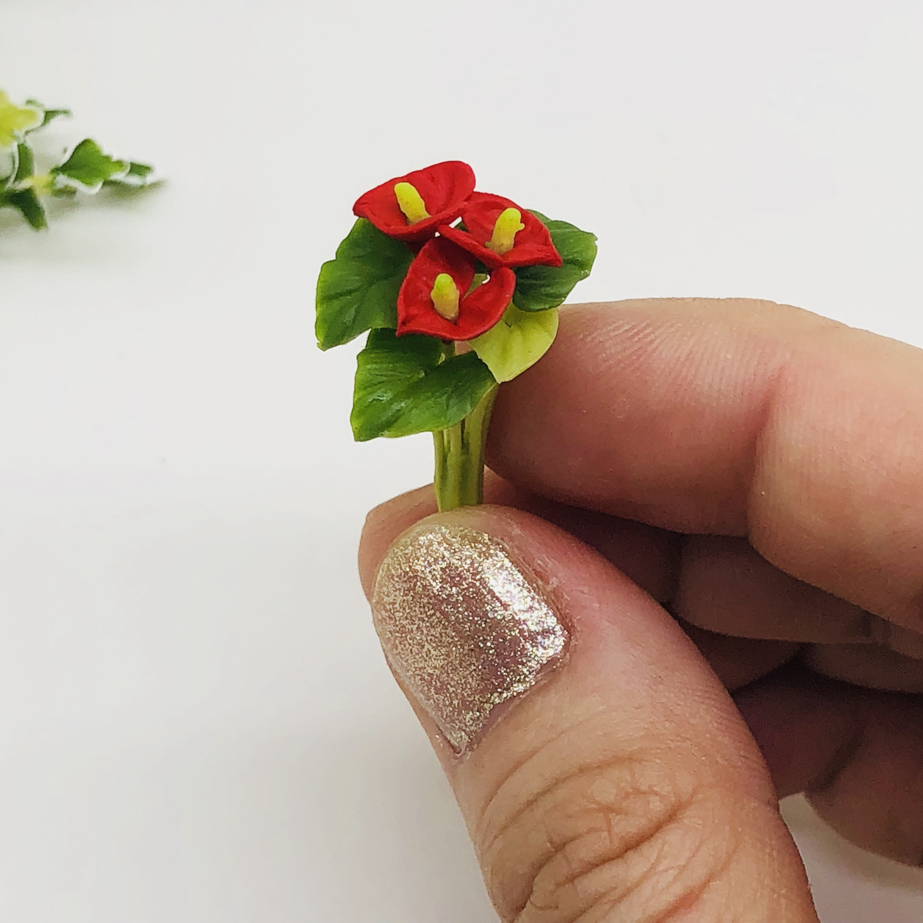 5 ช่อ ดอกหน้าวัวจิ๋ว ไม้ใบจิ๋ว ดอกไม้จิ๋ว งานดินปั้น