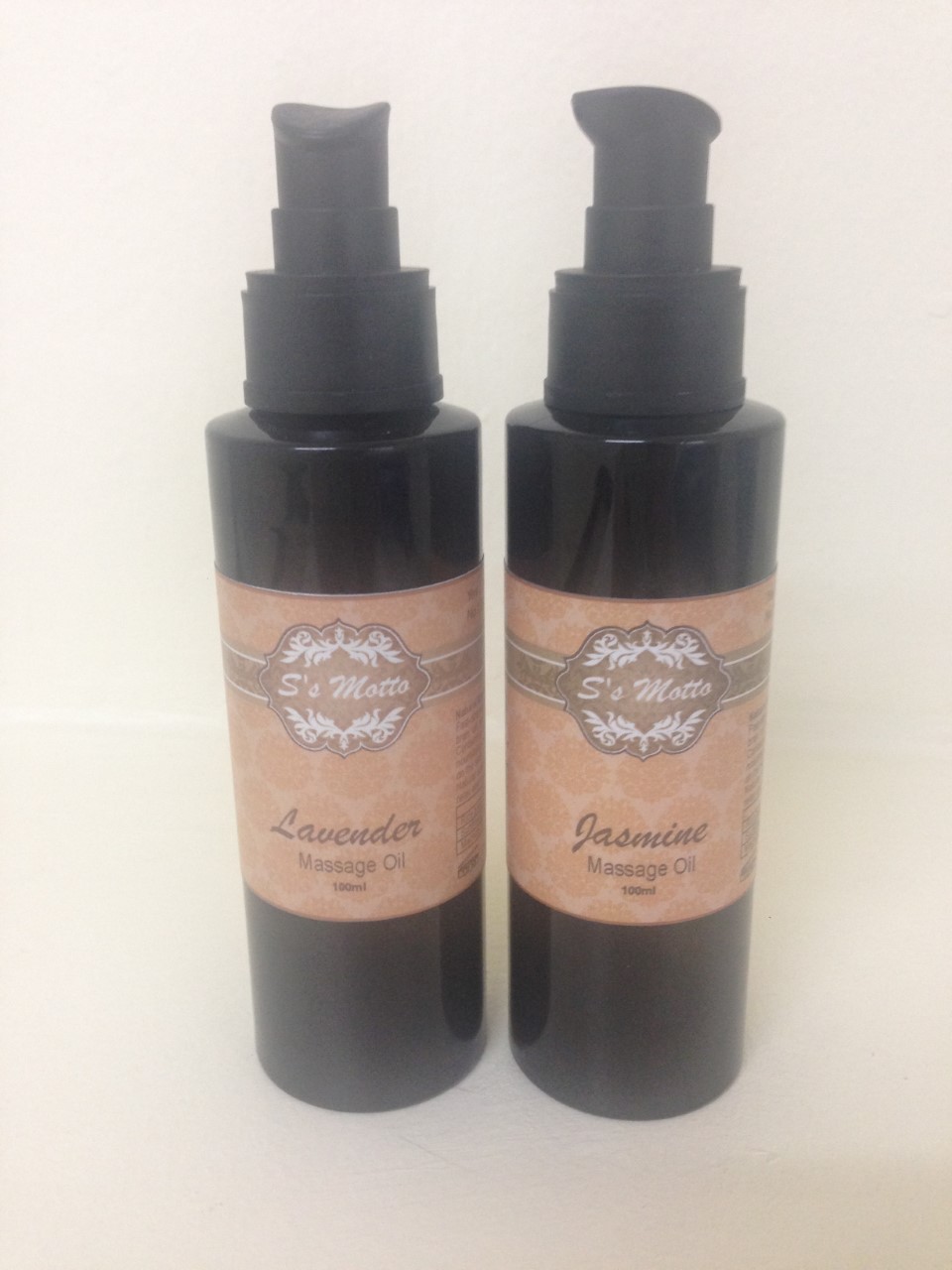 นำ้มันนวด บำรุงผิว ปราศจากซิลิโคน มี 5 กลิ่น Massage oil for massage and nourishing skin