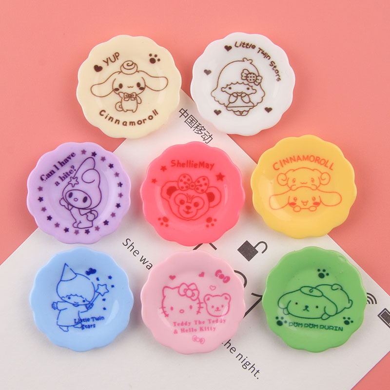จานจิ๋วคิตตี้ใหม่อาหารเล่นจานการ์ตูนใหม่อุปกรณ์เรซินdiyครีมกาวเปลือกโทรศัพท์มือถือเครื่องประดับตู้เย็นstickers