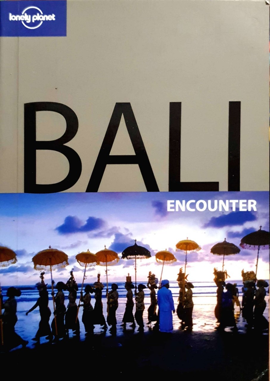 BALI ENCOUNTER : LONELY PLANET