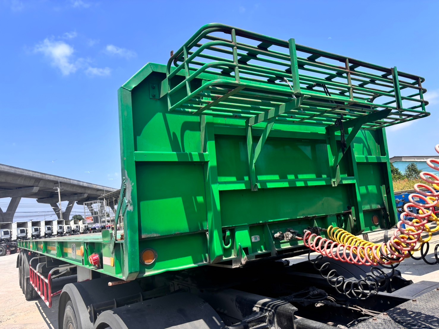 หางพื้นเรียบ3เพลา ย.12.5ม.ปี59พนัส นน.8800ก.ก. นนรวม25.5ตัน. ยาว12.5ม.ราคา450,000Pro355,000