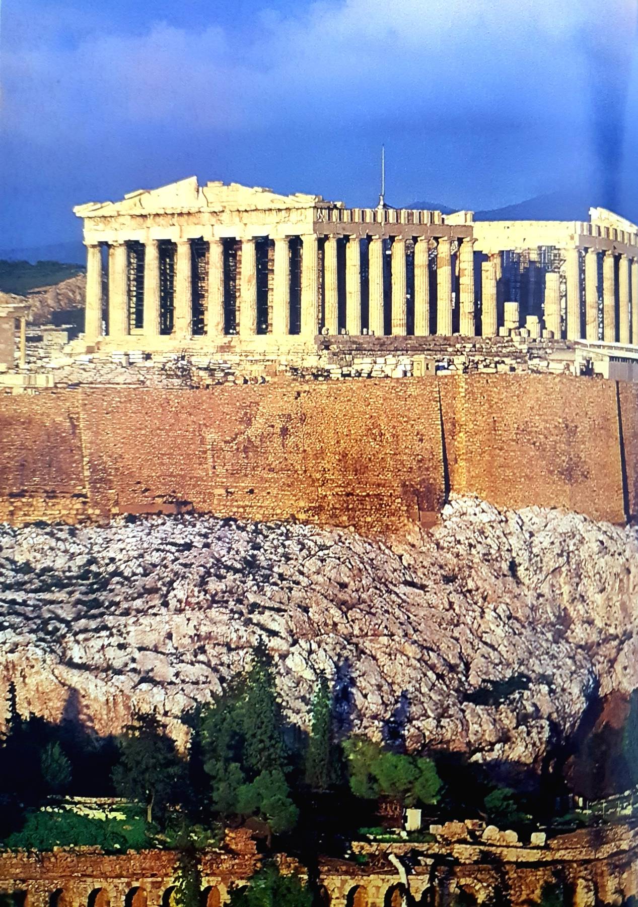 WONDERS of the WORLD MASTERPIECES OF ARCHITECTURE FROM 4000 BC TO THE PRESENT