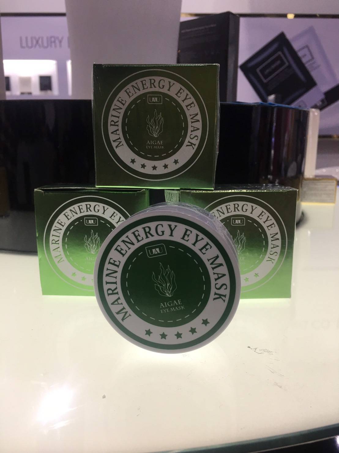 UAU แผ่นมาส์กใต้ตาส่าหร่าย UAU海藻眼膜