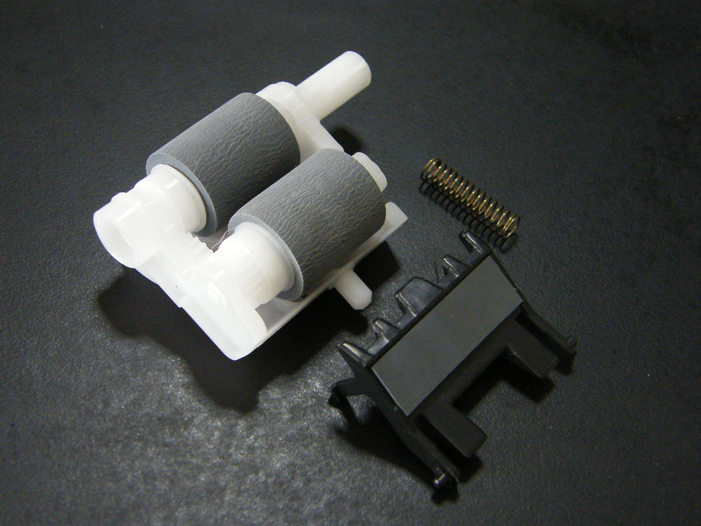 BROTHER LY2093001 PICK UP ROLLER ASSY & LY2208001 SEPARATION PAD FOR BROTHER HL-2240/HL-2250/DCP-7055/MFC7360/7060 KONICA 1500/1550/1580 500 กรัม