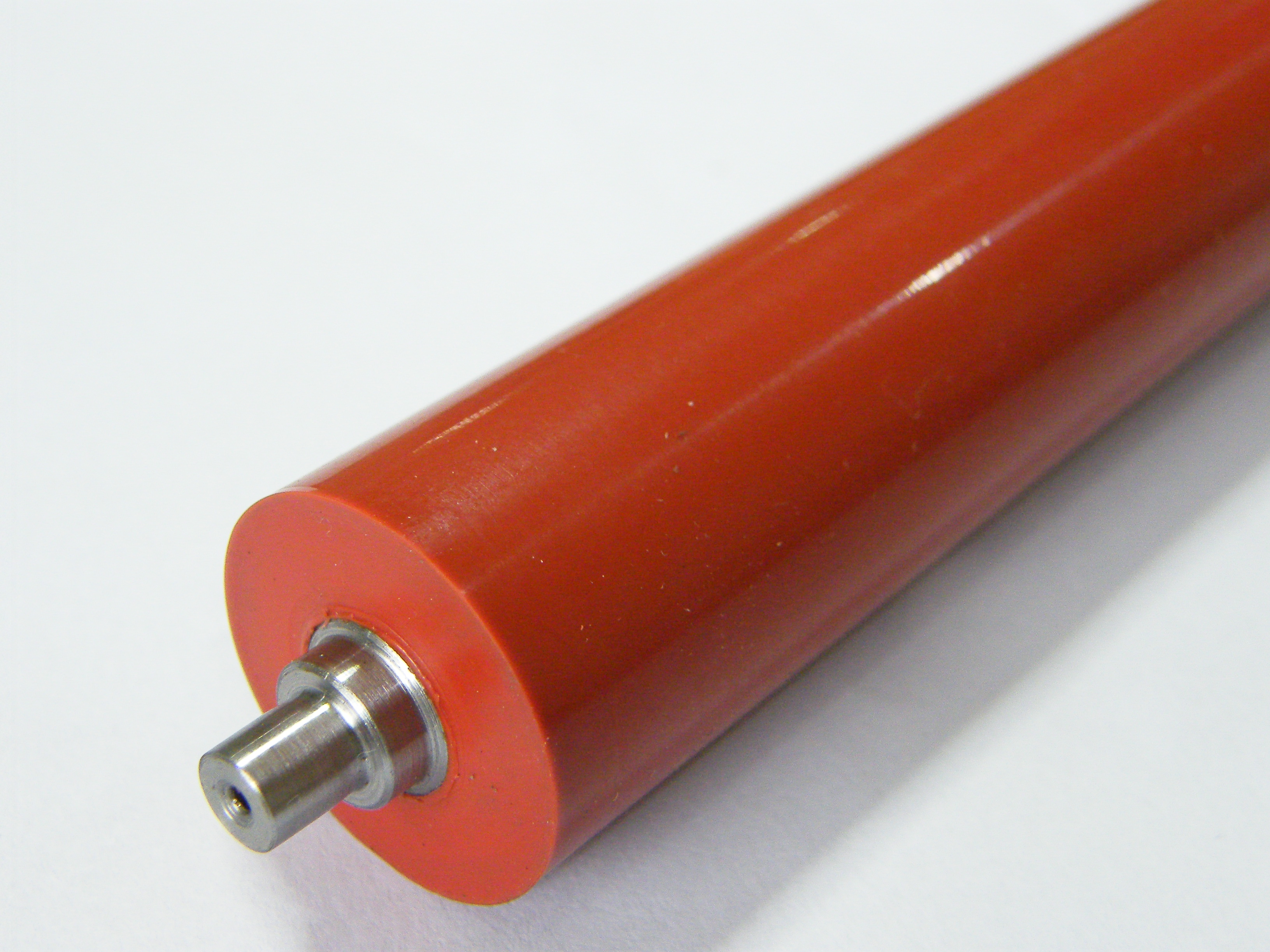 KYOCERA 302H425090 ลูกยางรีดความร้อน KYOCERA FS1100/1120/1028/1030/1130/1128/1320/1350/2000/KM2810/2820/P2030/2535/2040/M2035 1,200 กรัม