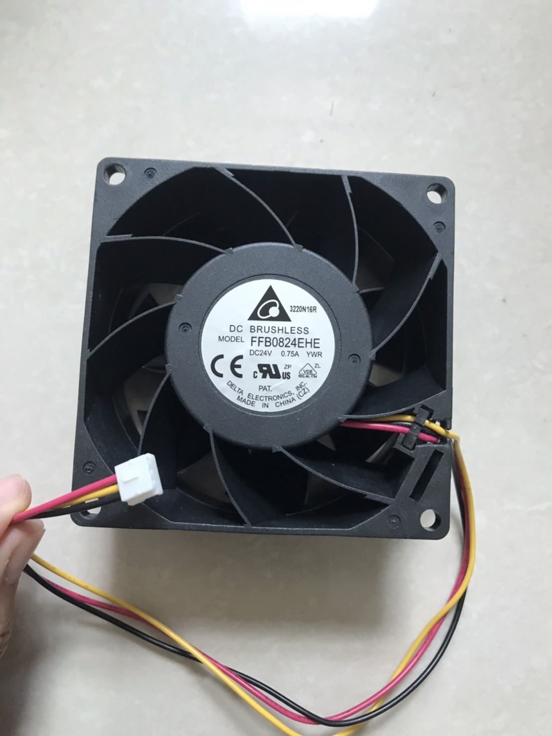 FFB0824EHE 0.75A DC24V สินค้าพรีออเดอร์