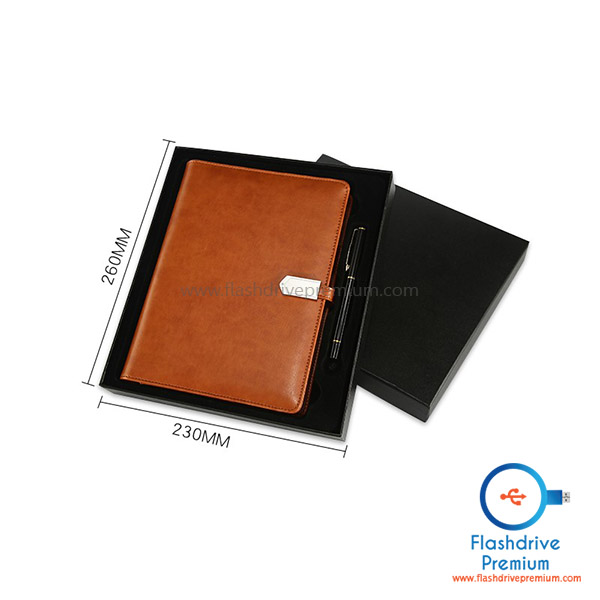 เซ็ทสมุดโน๊ตออแกไนซ์ ชาร์จมือถือได้+แฟลชไดร์ฟ 4 GB+ปากกา (Gift Set Notebook Organizer+Flashdrive 4 GB+Pen)