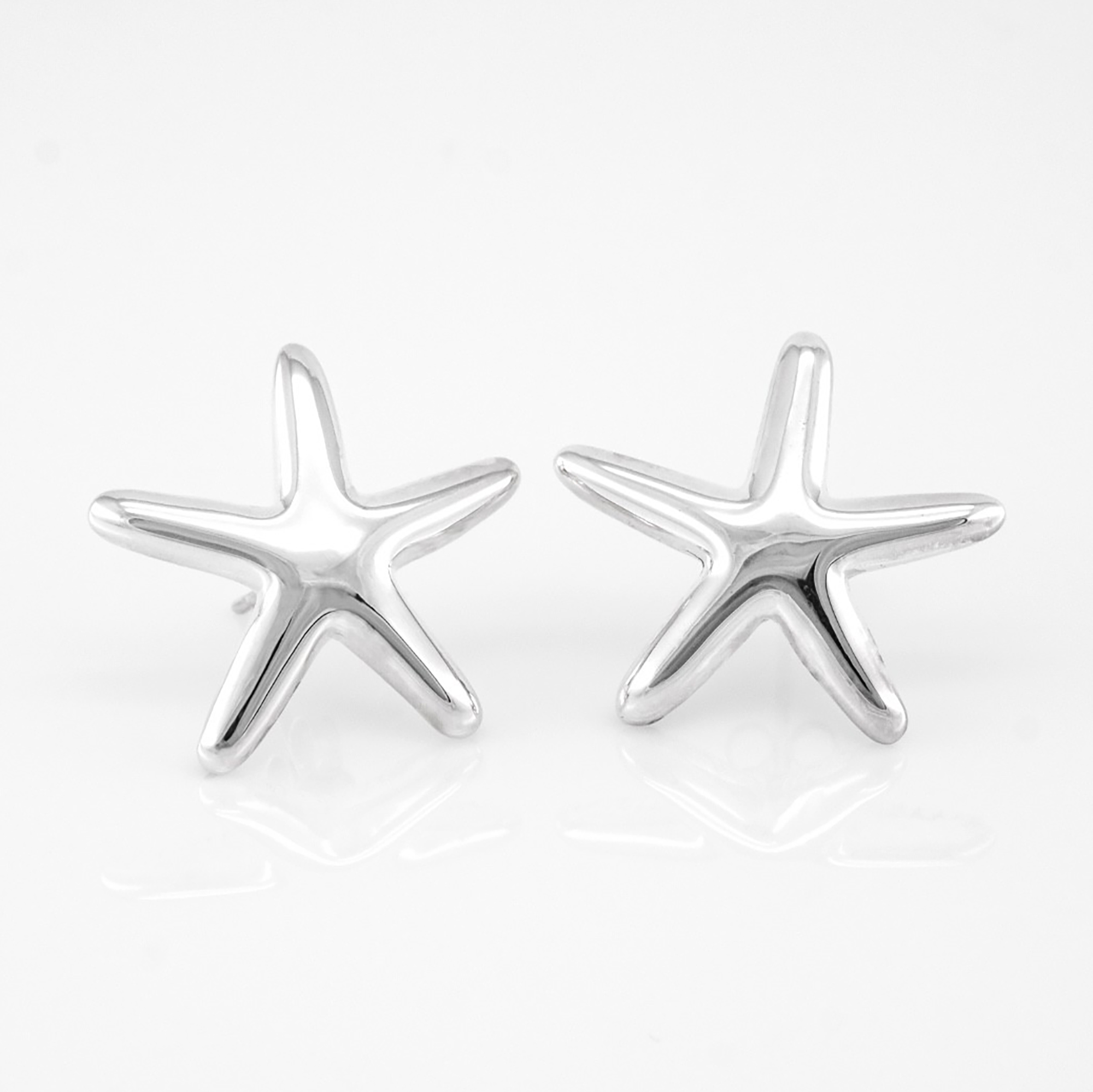 STUD STARFISH EARRINGS IN 925% STERLING SILVER FORMED LIGHT-WEIGHT FOR WOMEN GIRL MEN.