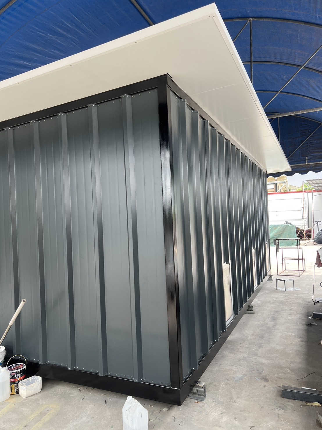 บ้านน้องหมาน็อกดาวน์แยก3ห้องมี7ประตูพร้อมแอร์ใหม่ ต่อใหม่6x3ม.พร้อมระบบไฟฟ้าต่อใหม่ป้ายแดง
