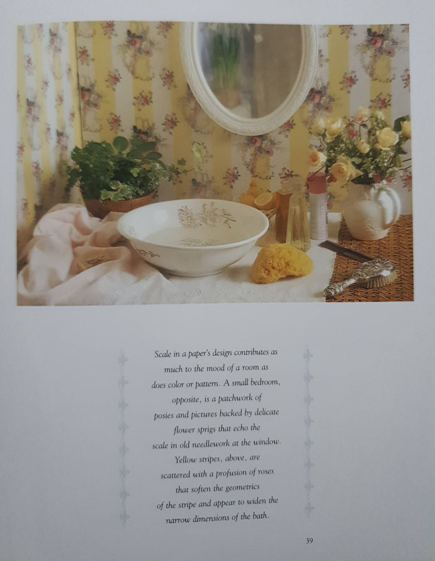 Victoria Decorating With Wallpaper by Calvert, Catherine