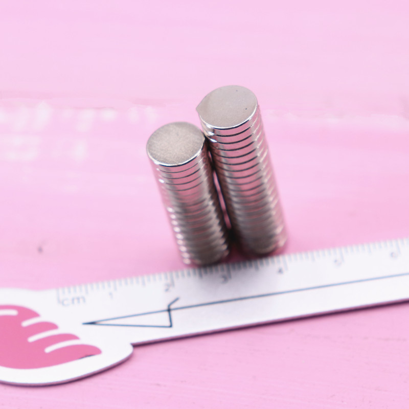 แม่เหล็กสำหรับงานดินไทย ดินปั้นอาหารจิ๋ว ดินเหนียวโพลิเมอร์แบบเบาพิเศษ DIY - อุปกรณ์เสริมที่นิยมใช้กัน - แม่เหล็กแรงสูง/แม่เหล็กติดตู้เย็น/อุปกรณ์ทำต่างหูแม่เหล็ก