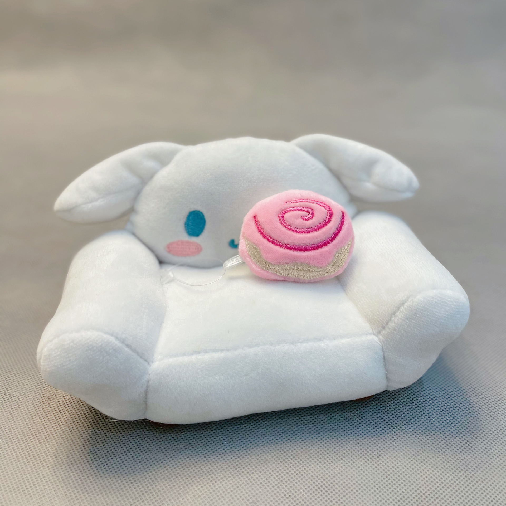 โซฟาจิ๋วผ้ากำมะหยี่ สำหรับใส่กรอบแว่นตา 6 นิ้ว ตุ๊กตา ตุ๊กตาเพนกวินสุดเท่ ตกแต่งบ้านตุ๊กตา