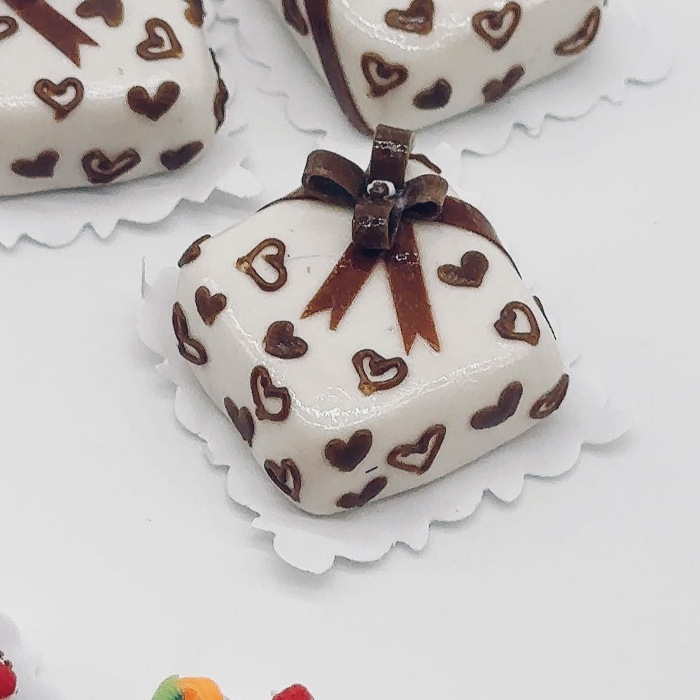 Miniature Ribbon Cake