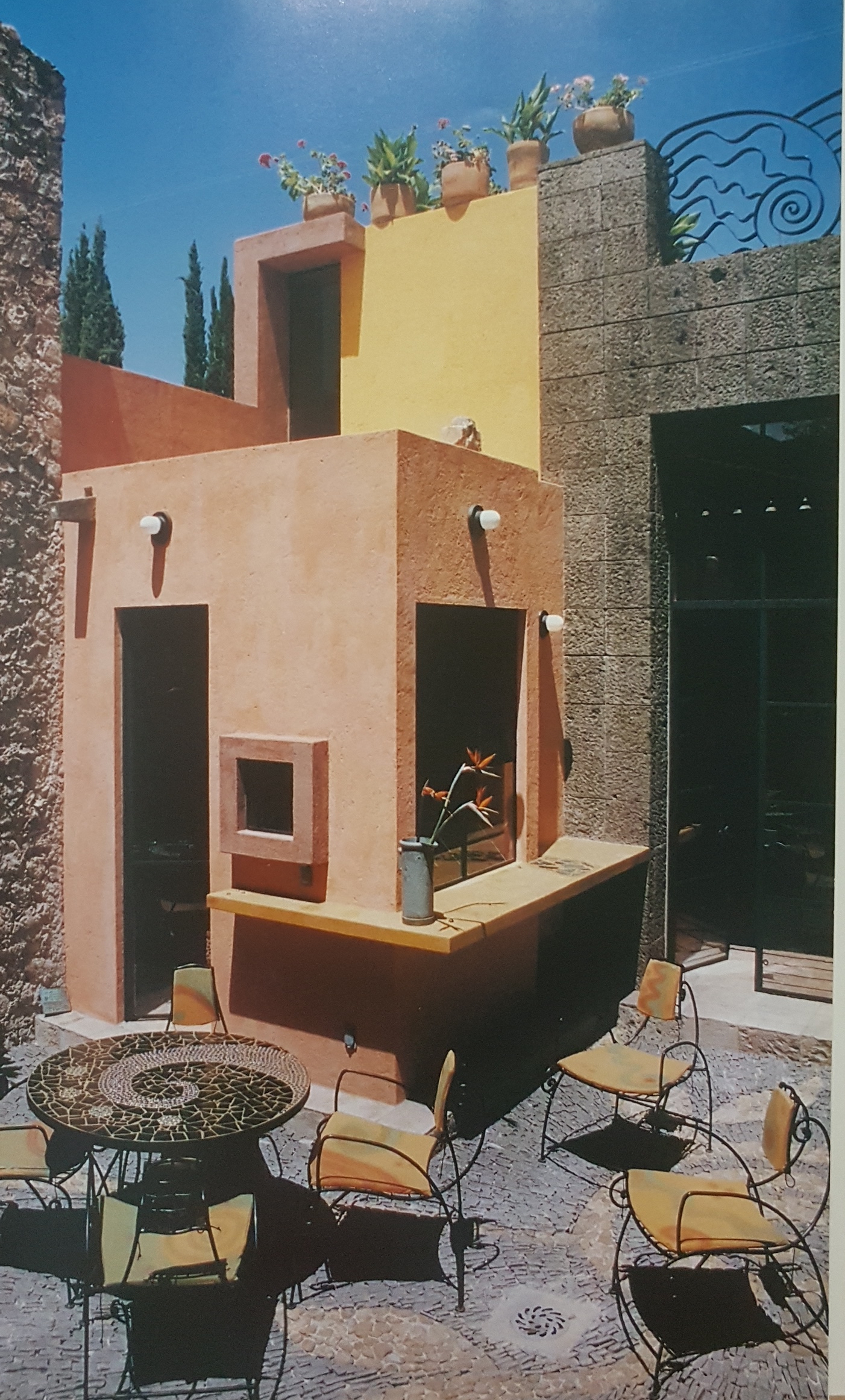 House Design House+House Choreographic Space