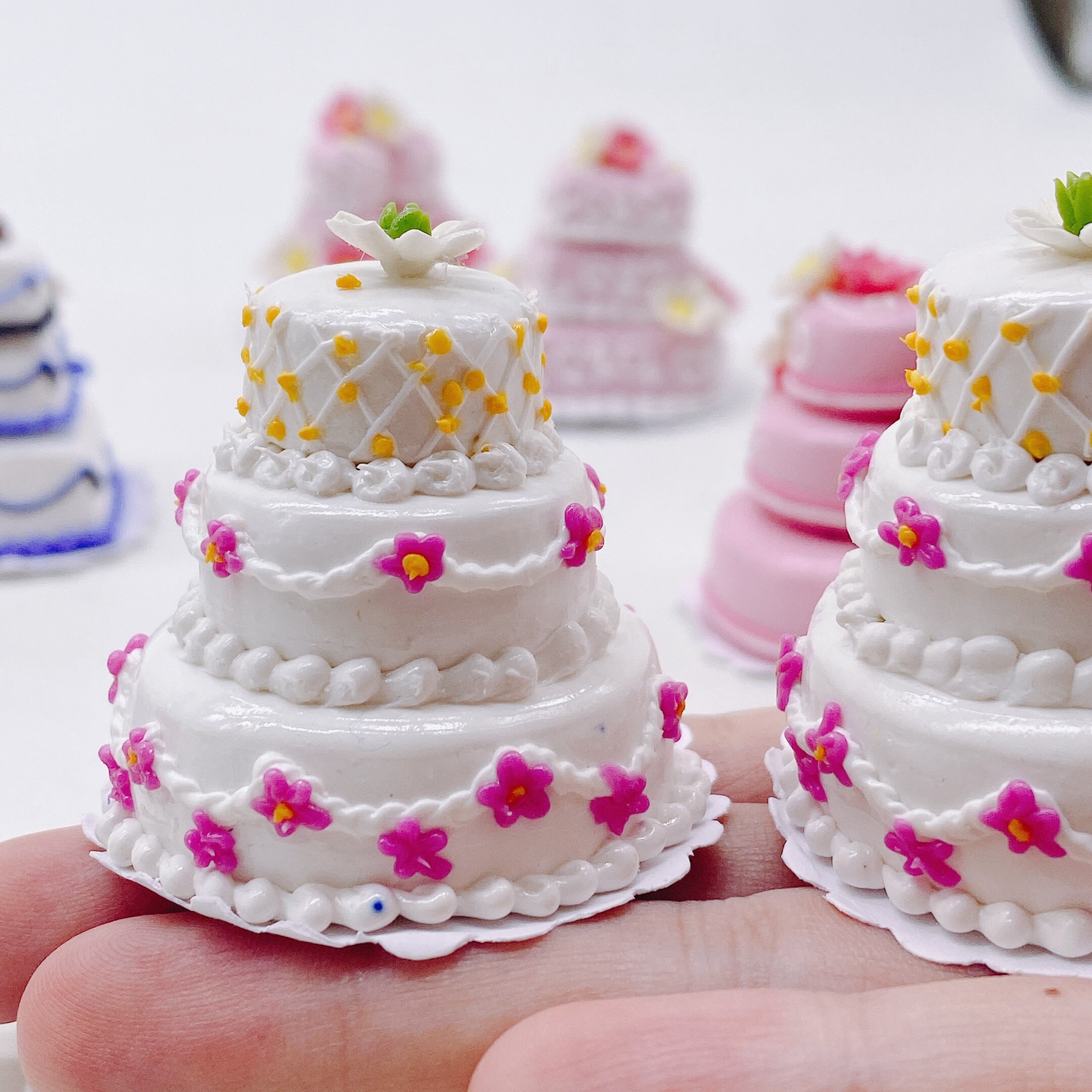 5 ชิ้น/ชุด เค้ก 3 ชั้น งานดินปั้น