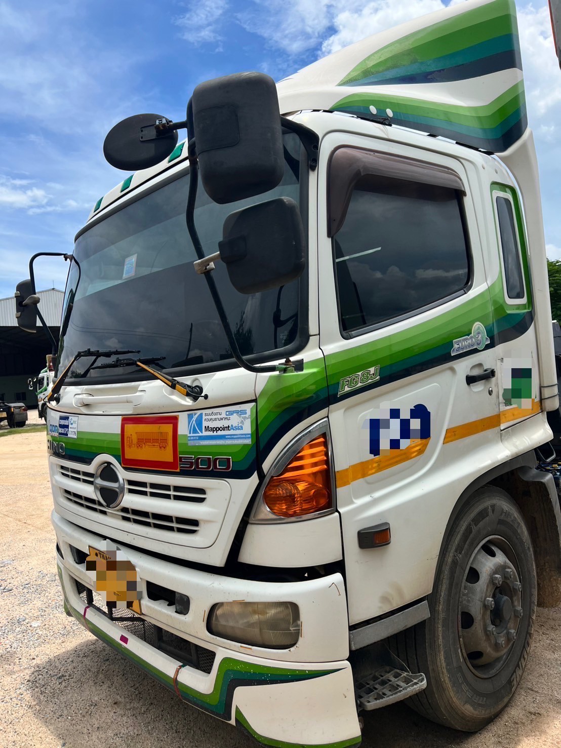 6ล้อหัวลาก HINO ปี56 ตามสภาพ 650000
