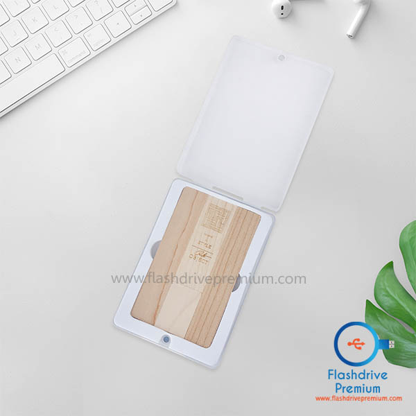 แฟลชไดร์ฟการ์ดแบบไม้ (Wooden Card Flash Drive)