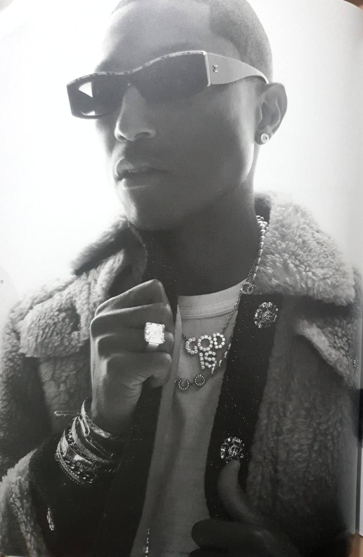 Chanel 31 RUE CAMBON Magazine 2022/Issue 24 Book/Magazine (English Version)