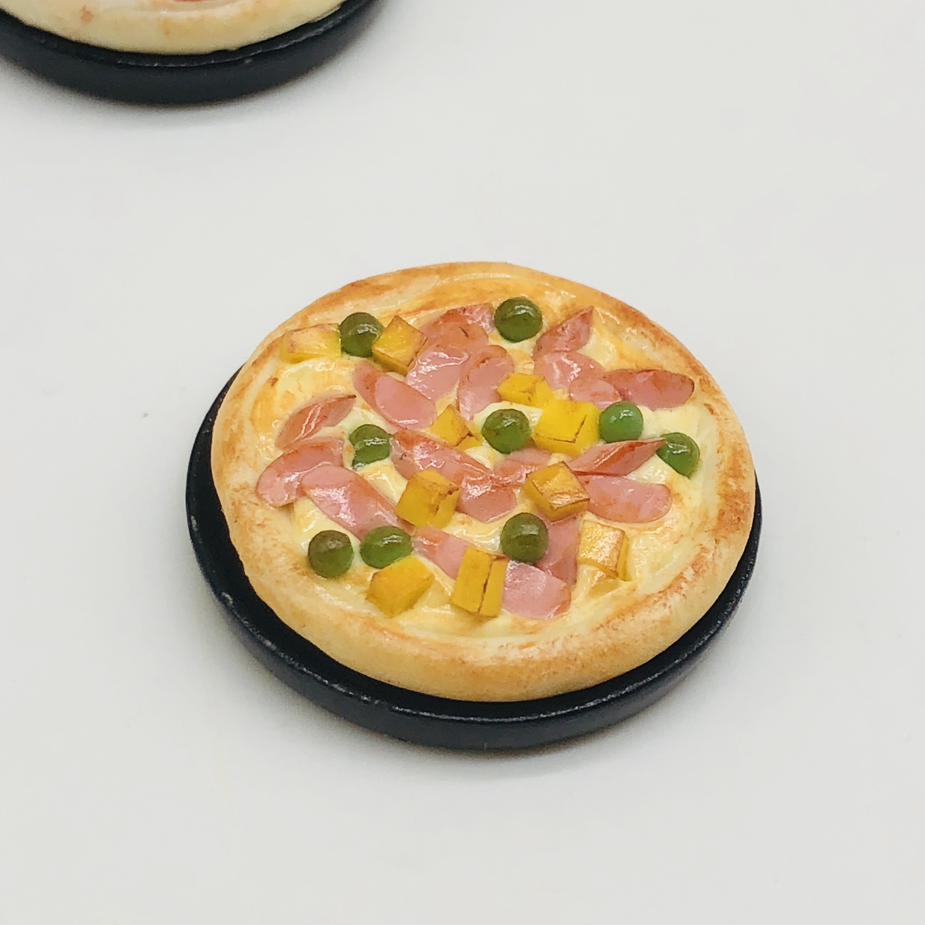 Miniature Pizza with tray