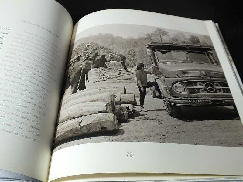 จารึกเเห่งดวงดาว 100 ปี Silver Star Chronicle เมอร์เซเดส เบนซ์ ประเทศไทย 2448-2548 ปกแข็ง 2 ภาษา ไทย - อังกฤษ