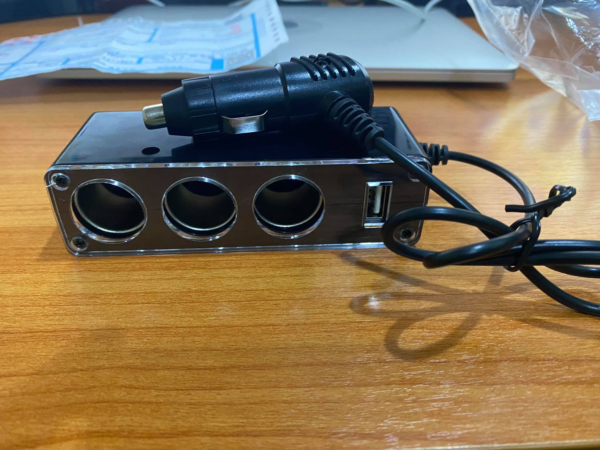 USB Car Charger ช่อง ชาร์จ มือถือ ในรถ ช่องจุดบุหรี่ 3 ช่อง