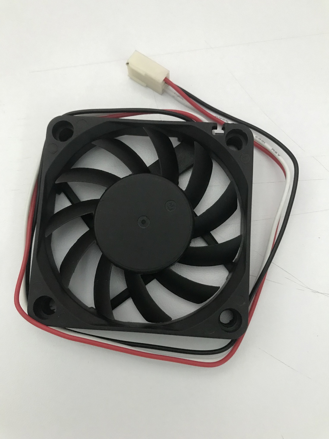 2404KL-04W-B59 CONNECTOR สีขาว