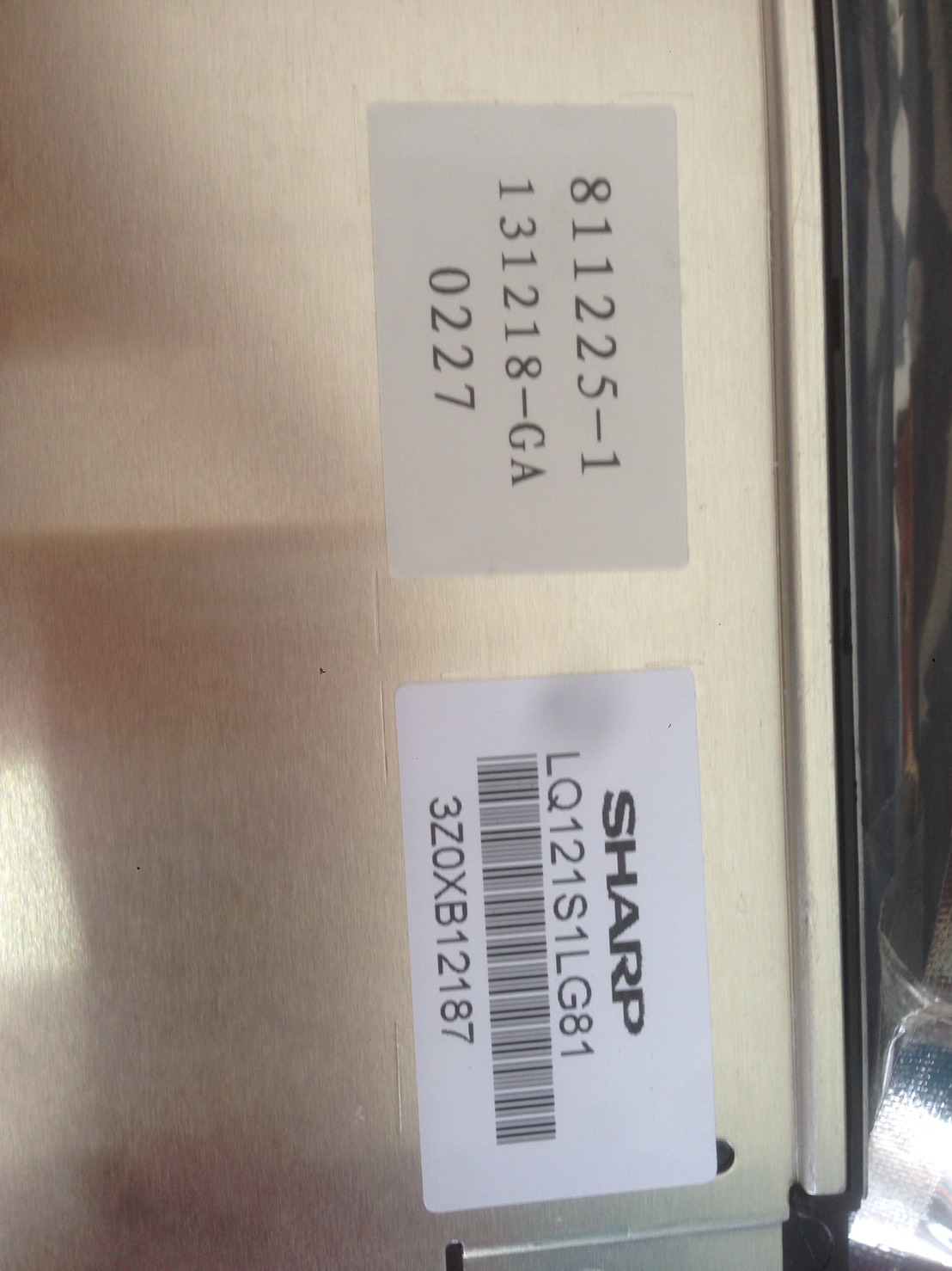 จอ LED SHARP LQ121S1LG81