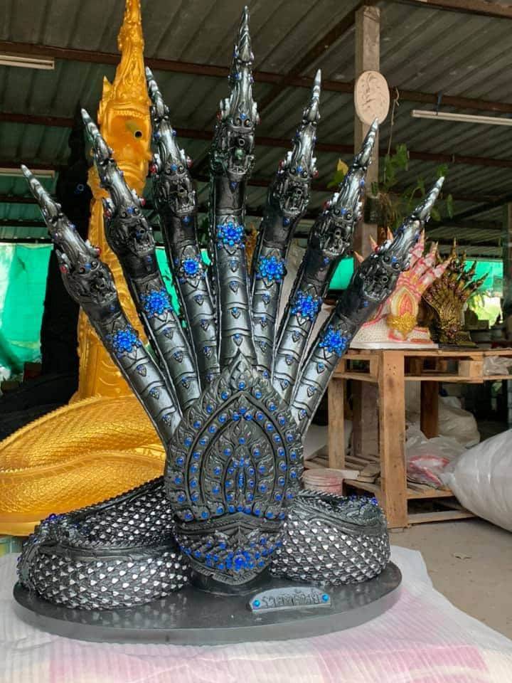 พญานาค 7 เศียร สีดำ รุ่นรวยทรัพย์