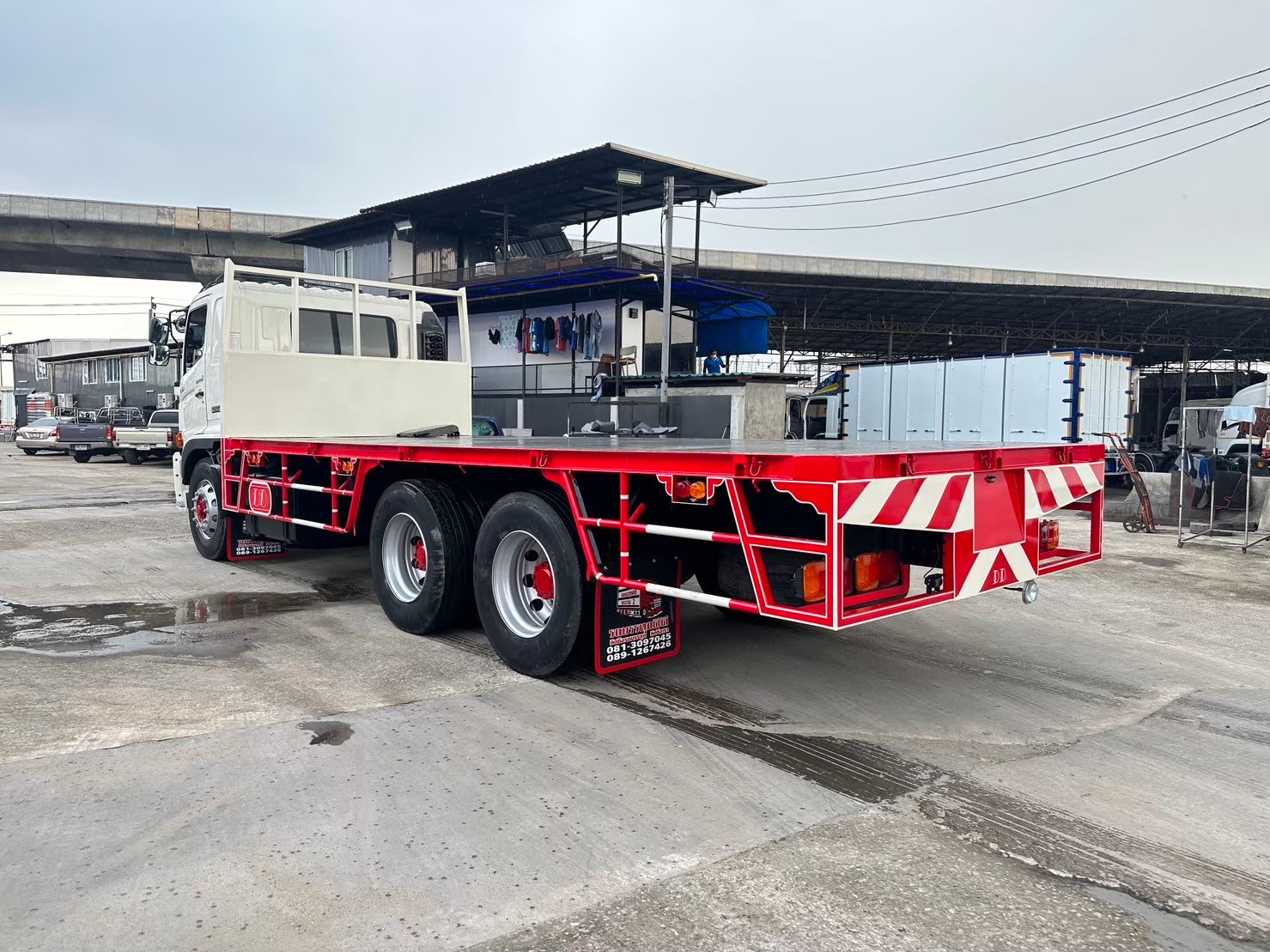 10ล้อพื้นเรียบ7.4 ม.FL8Jมี260แรงHINOปี59 เก็บงาน 1.75ล.4แสนโล