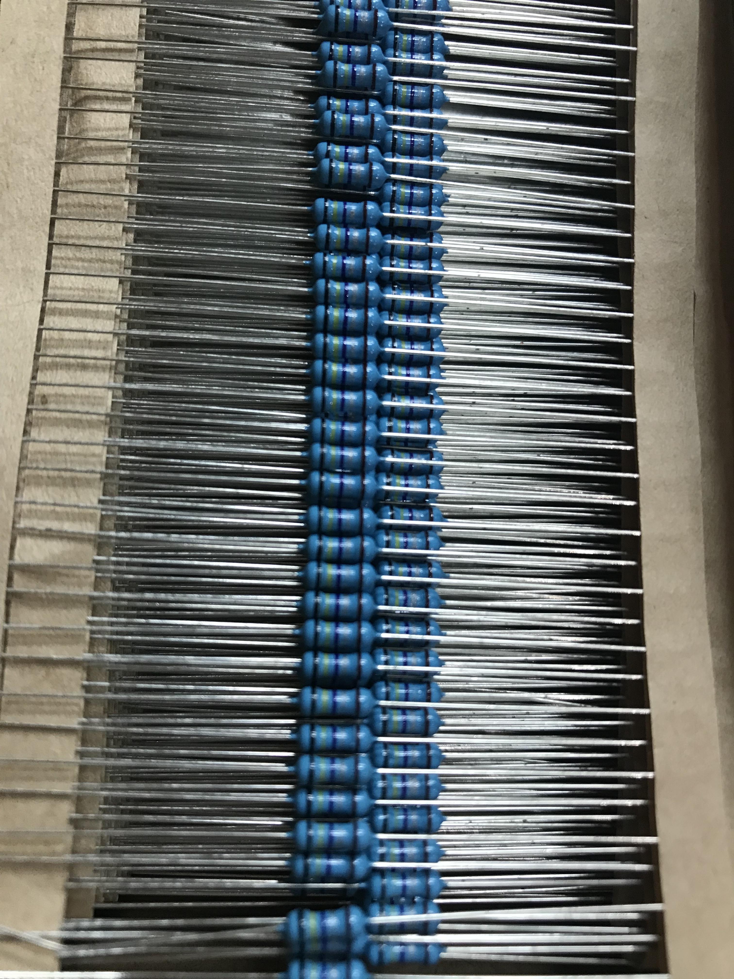 0.47R 1/4W 金属膜Metal Film 1% (1ชุดมี100ตัว)