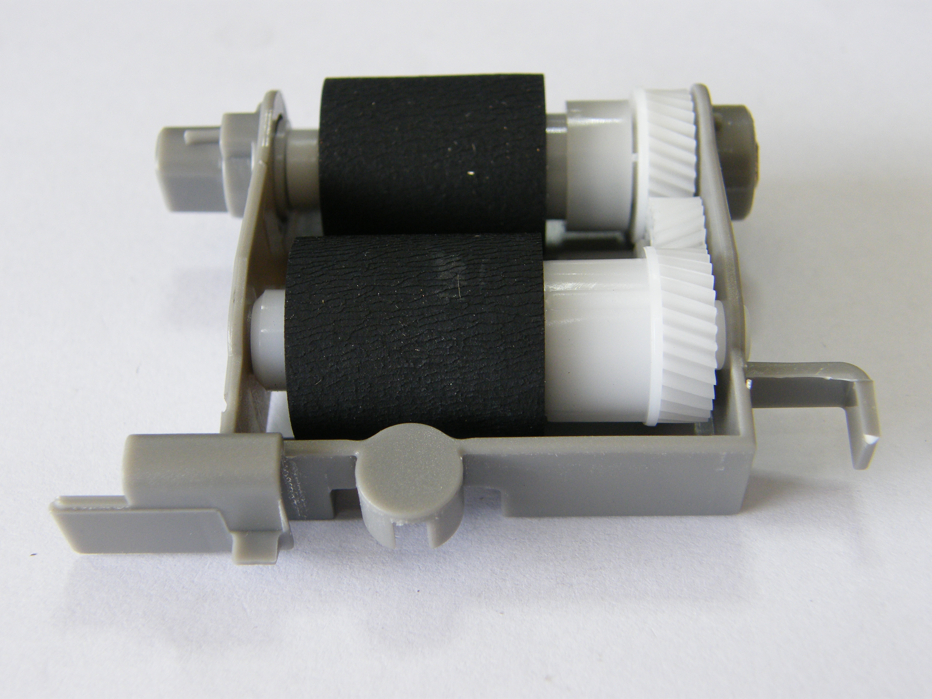 KYOCERA 302LV94270 HOLDER FEED ASSY FOR KYOCERA FS2100/2100DN/4100DN/4200DN/4300DN/M3040/M3540/M3550/M3560 500 กรัม