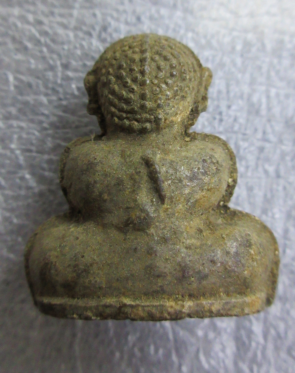 พระปิดตาหลวงปู่โต๊ะ วัดประดูฉิมพลี พิมพ์ตุ๊กตา เนื้อผงเกสร ปี 2521 ฝังตระกรุดด้านหน้า (หายาก) / วัดศาลาครืนสร้าง