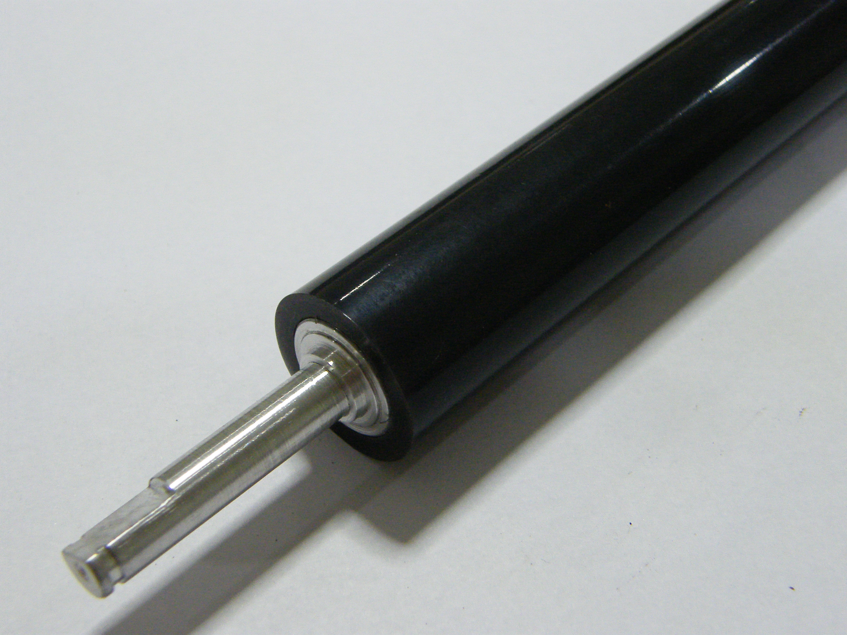HP RC1-3969-000 PRESSURE ROLLER FOR HP LASERJET 2300/2400/2410/2420/2430/P3005/M3027/M3030/M3035 1 กก.