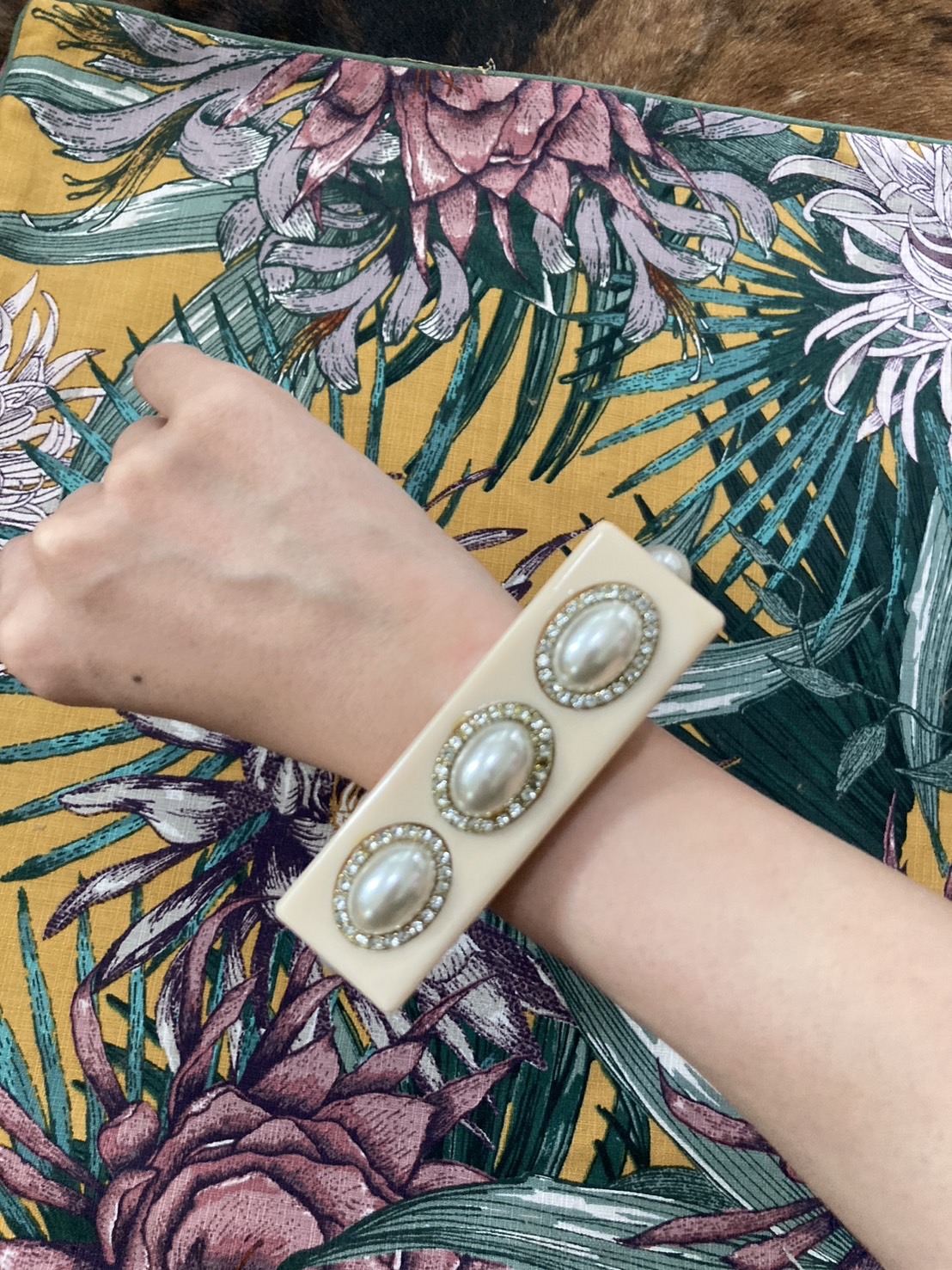 J00022 กำไลข้อมือวินเทจ Vintage Bracelet