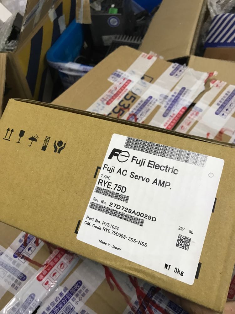 RYE.75D FUJI Servo Amp RYE1054