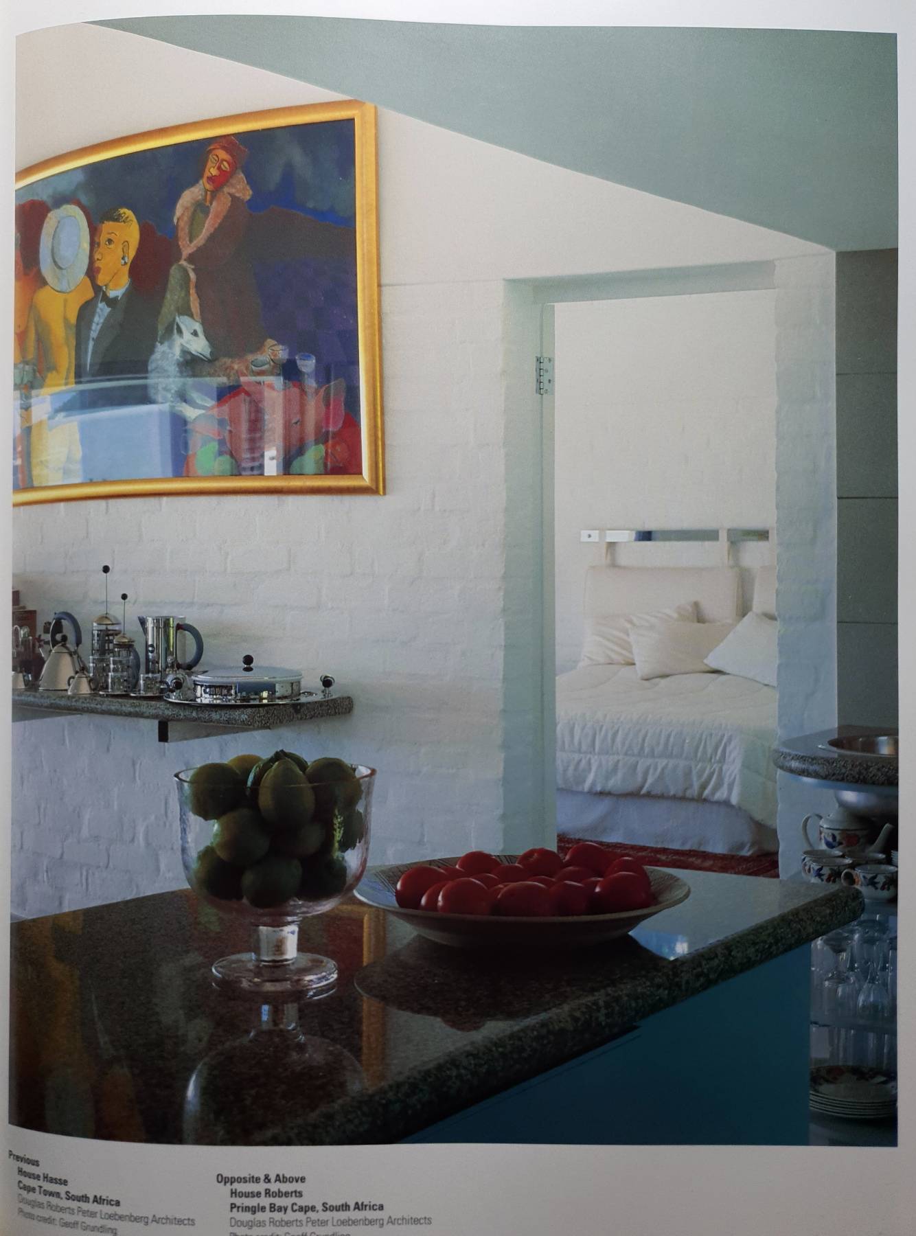 Residential Spaces of the World - volume 1