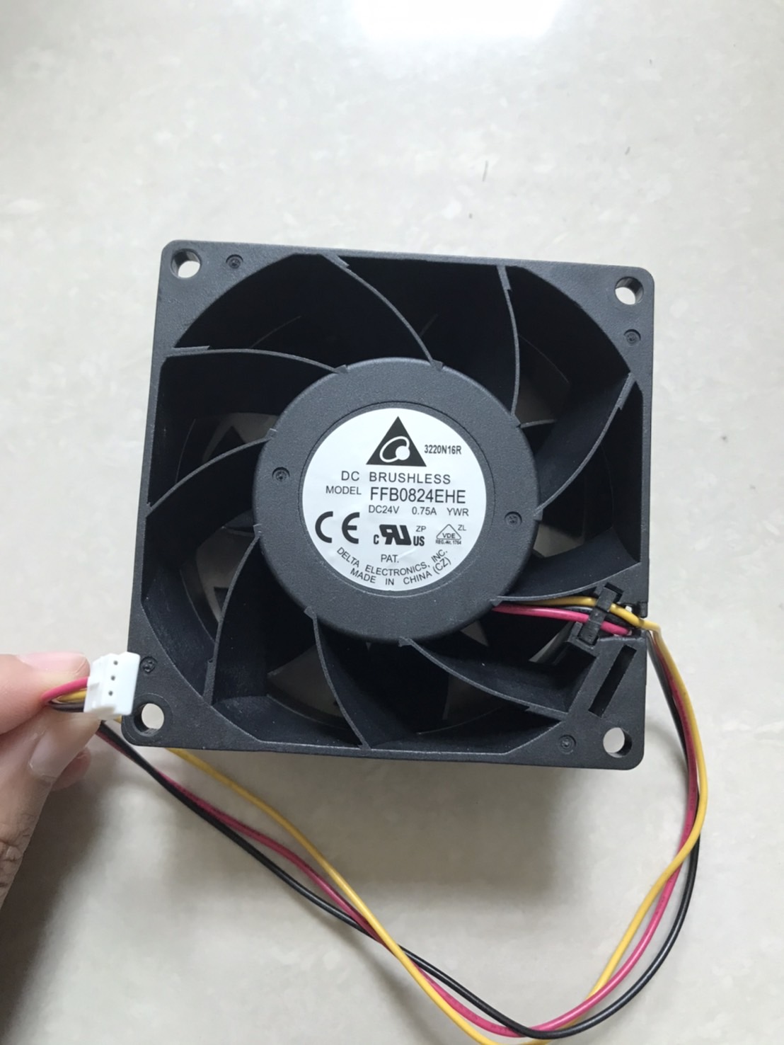 FFB0824EHE 0.75A DC24V สินค้าพรีออเดอร์