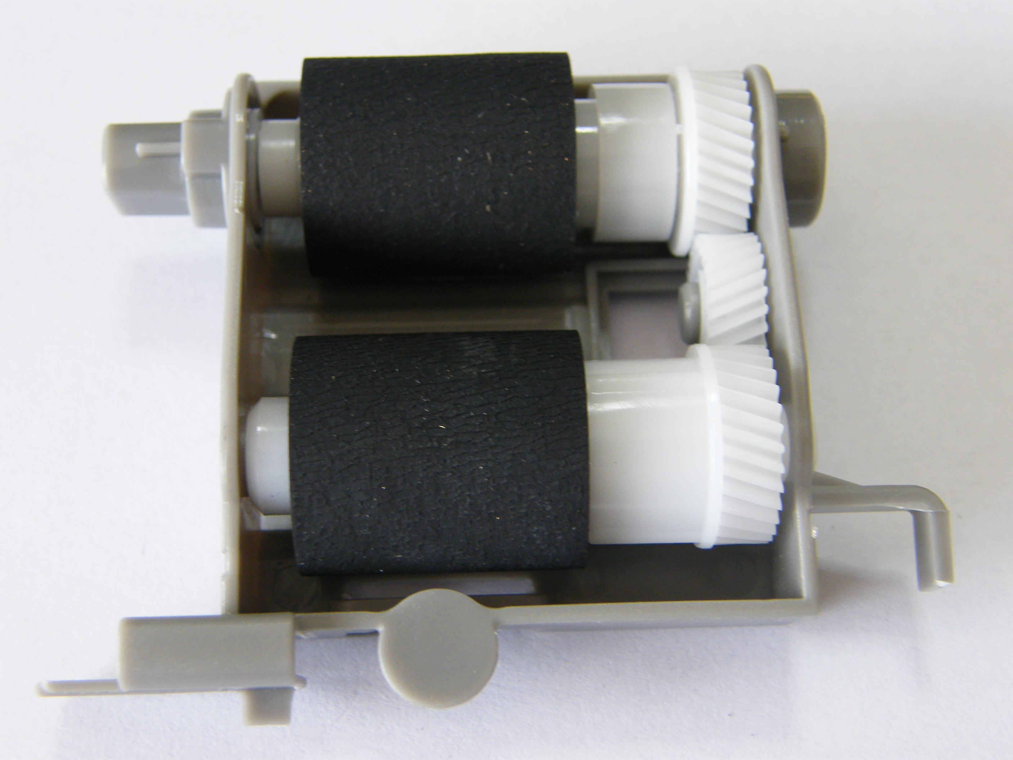 KYOCERA 302LV94270 HOLDER FEED ASSY FOR KYOCERA FS2100/2100DN/4100DN/4200DN/4300DN/M3040/M3540/M3550/M3560 500 กรัม